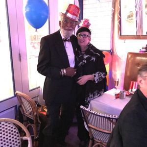 Meet your Posher, Eva